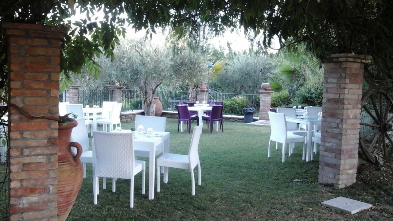 Agriturismo Terranova Pisticci Exterior photo